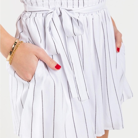 NWT MI AMI STRIPE TIE WAIST ROMPER WOMENS MEDIUM SMOKE & ANIMAL FREE HOME - Picture 2 of 11